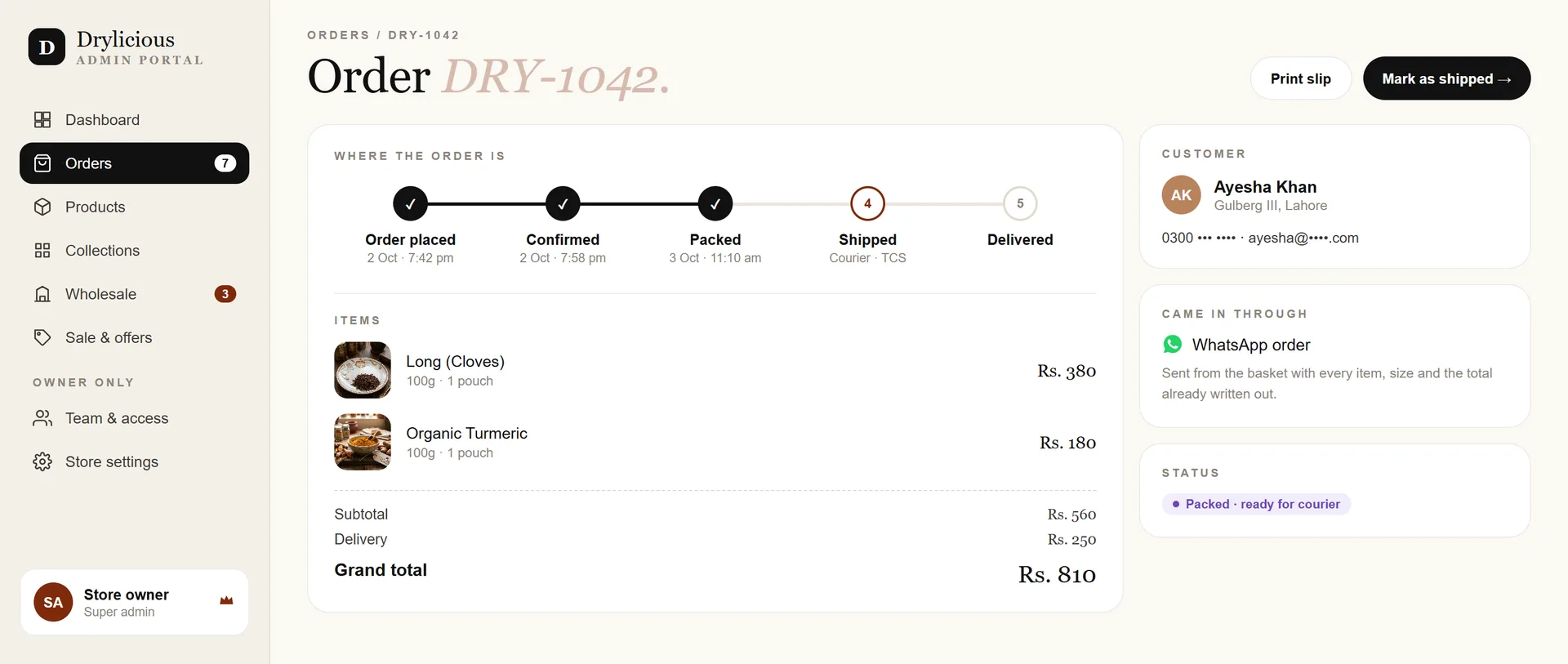 An order with its tracking steps