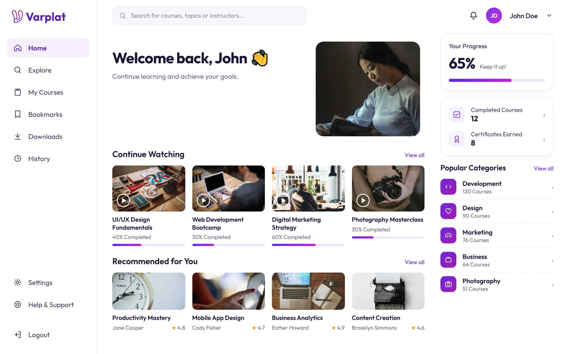 The Varplat dashboard: continue watching, recommended courses and progress